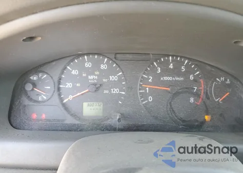 2005 Nissan Sentra 1.8 z USA, uszkodzony, nr VIN 3N1CB51D85L456427